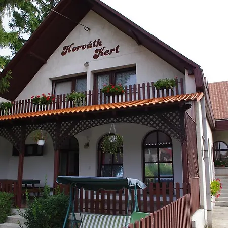 Pensjonat Horvath Kert Vendeghaz Zirc