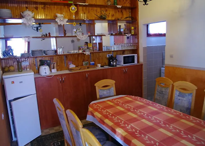 Gasthof Horvath Kert Vendeghaz Zirc